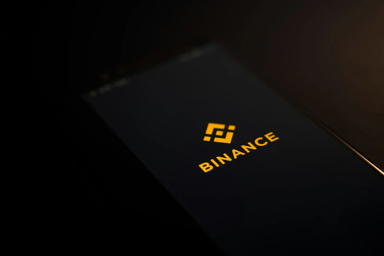 Binance Wallet Launches Alpha Earn Hub Amid Record $12.5B Daily Volume