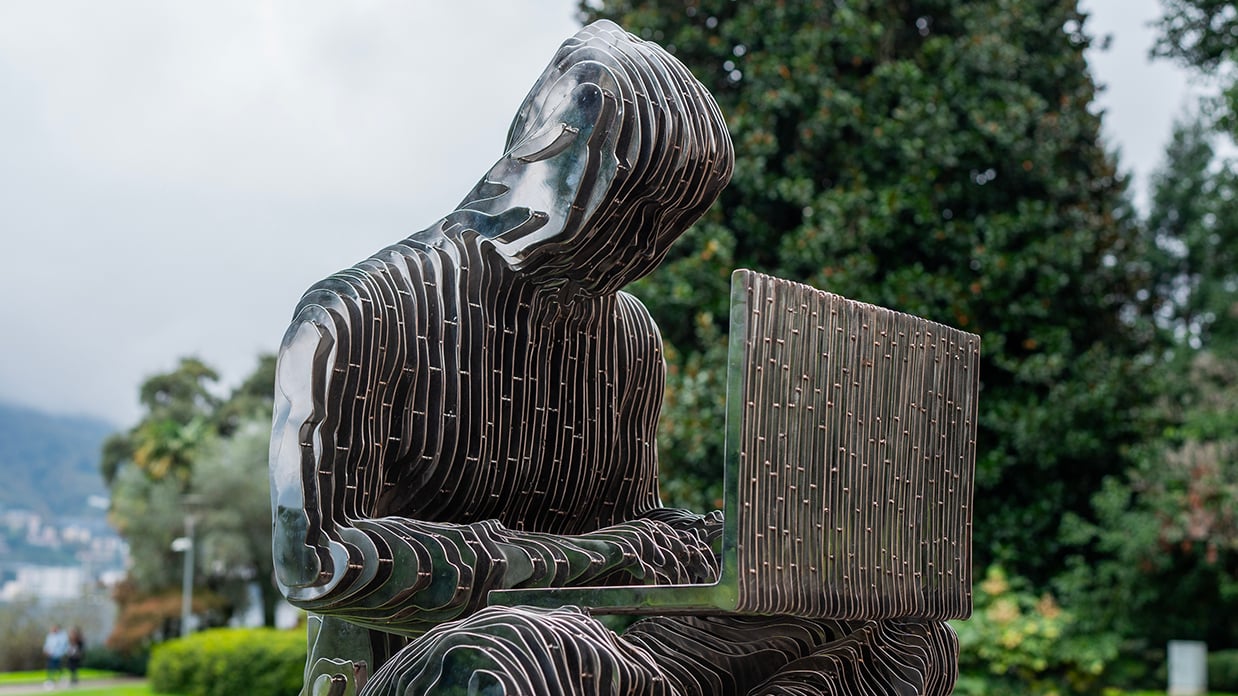 Bitcoin Creator Satoshi Nakamoto Statue Recovered from Lake Lugano After Vandalism