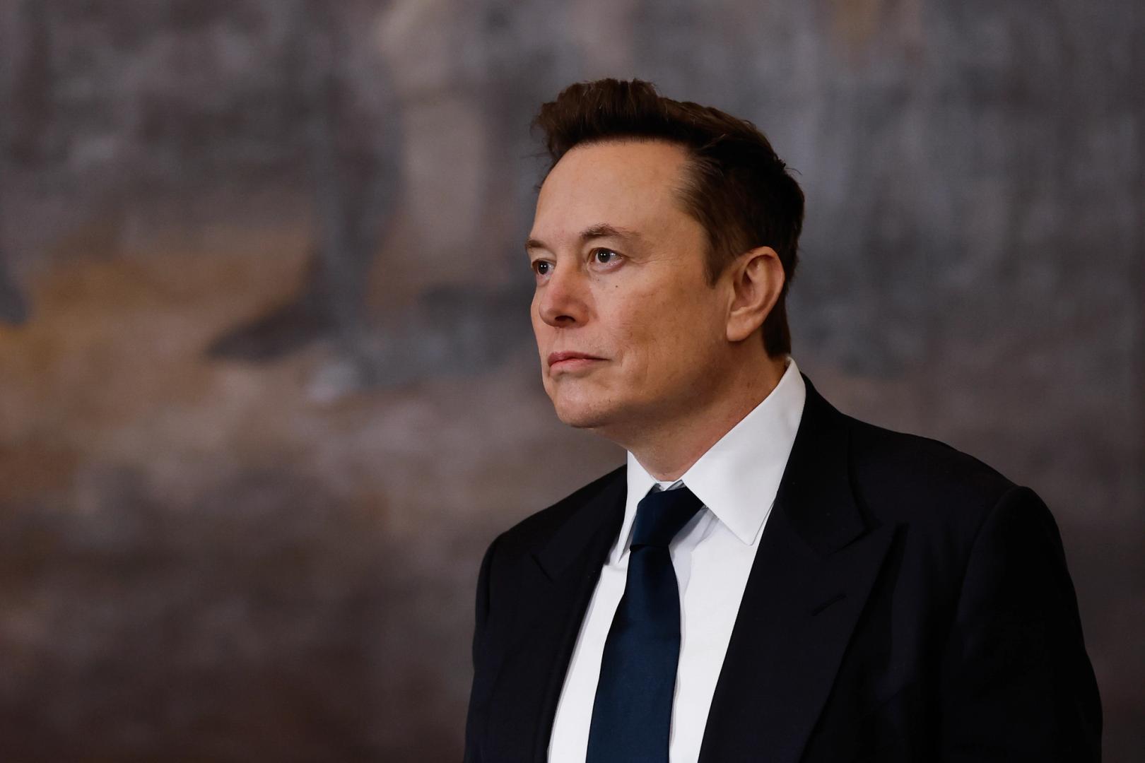 Bitcoin Threatens $100K, Crypto Losses Grow as Musk/Trump Feud Goes Nuclear