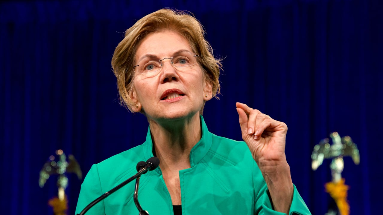 Elizabeth Warren, Consumer Groups Slam Walmart and Amazon Stablecoin Plans