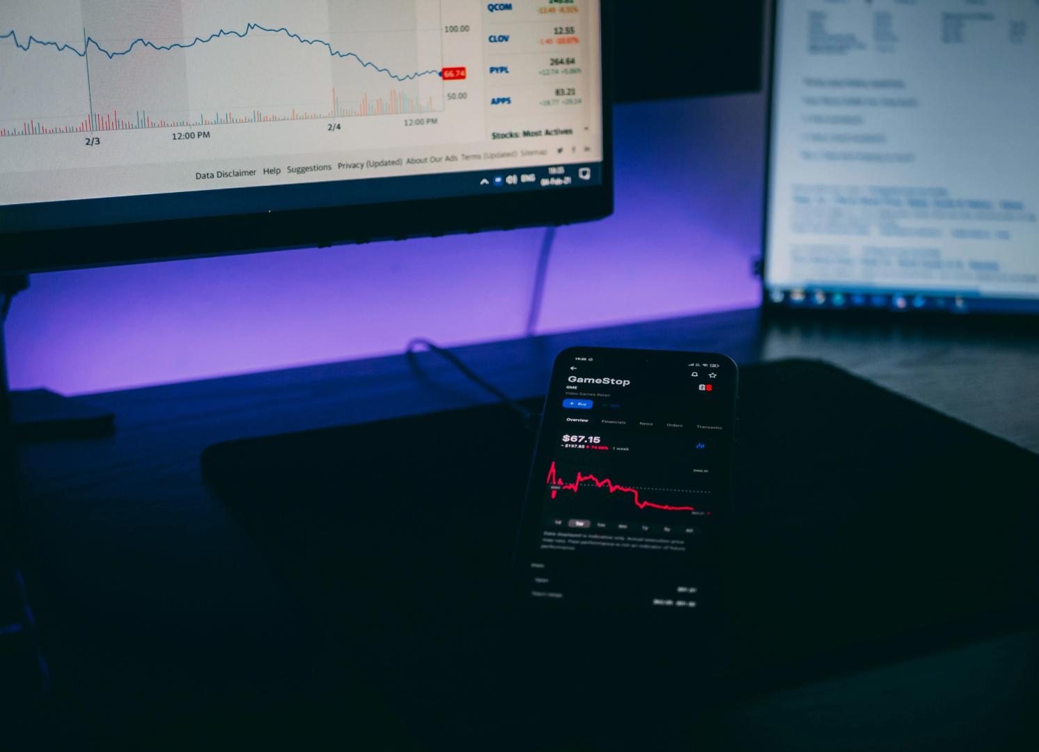 GameStop Slides Another 6% as Investors Sell the Bitcoin Buy News