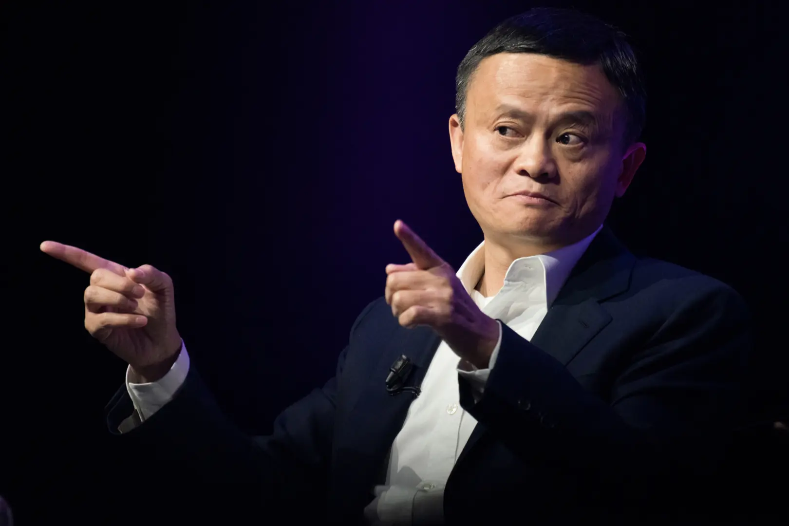 Jack Ma's Ant International Seeks Stablecoin Licenses in Hong Kong, Singapore: Bloomberg