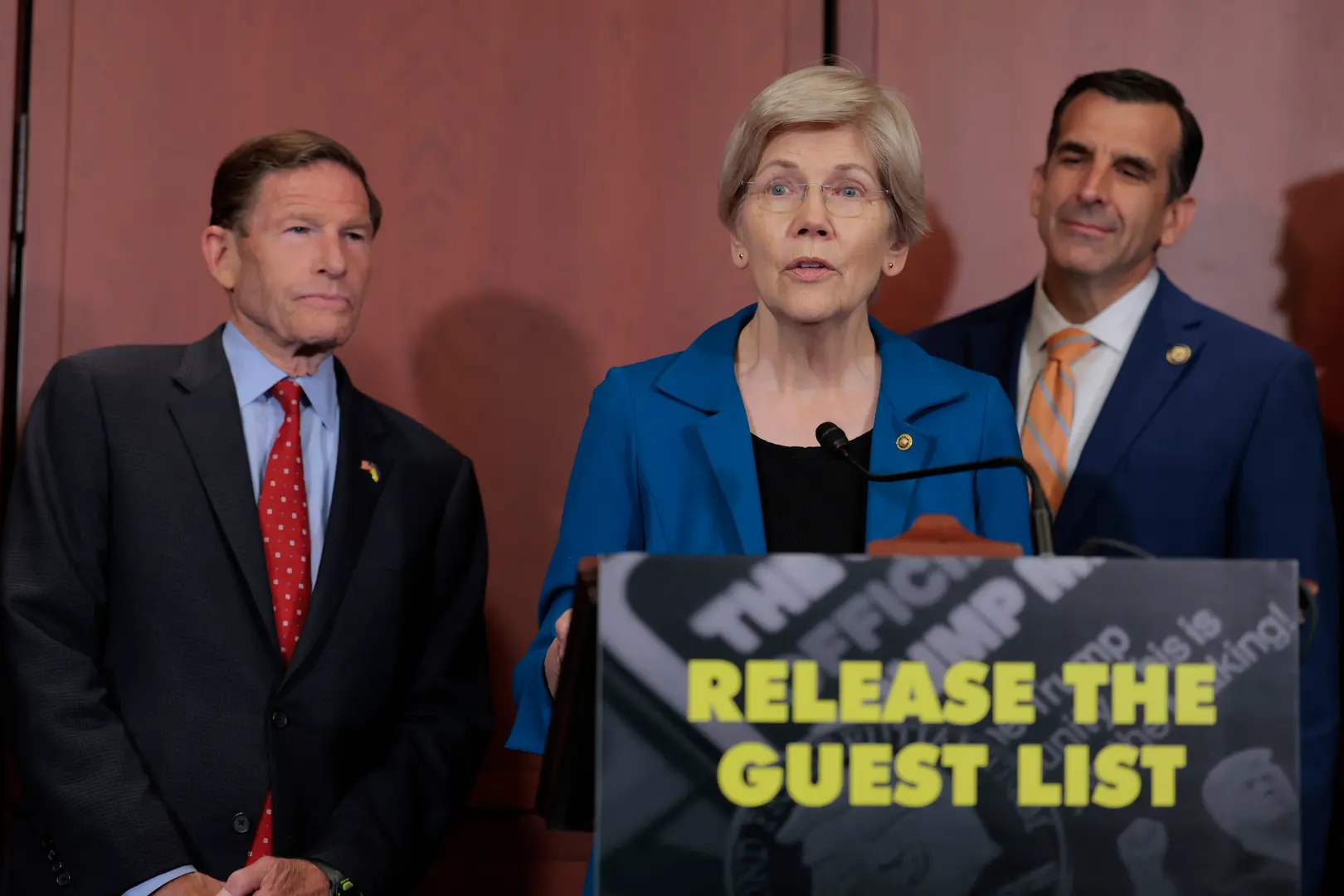 Meta's Stablecoin Plan Questioned by Democrats Ahead of Key Senate Vote