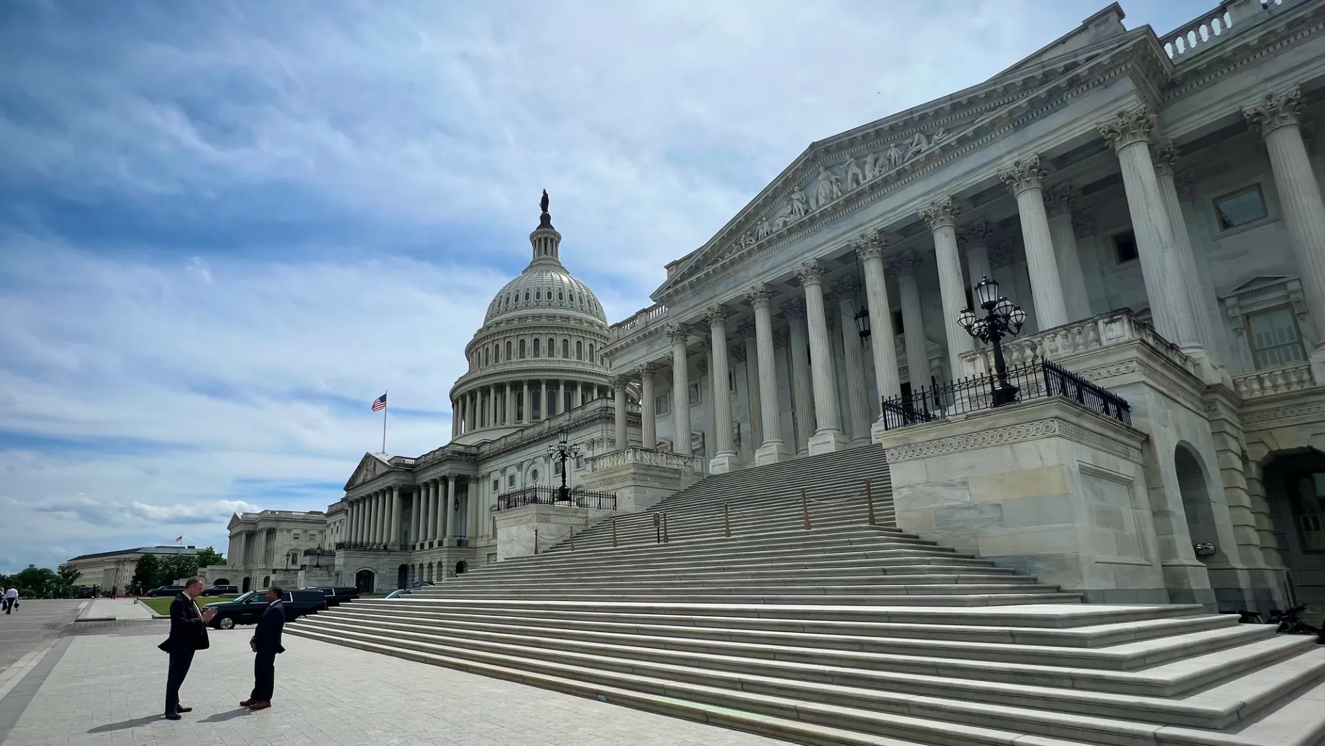 Senate Begins Passage of Stablecoin Bill as House Marks Market-Structure Wins