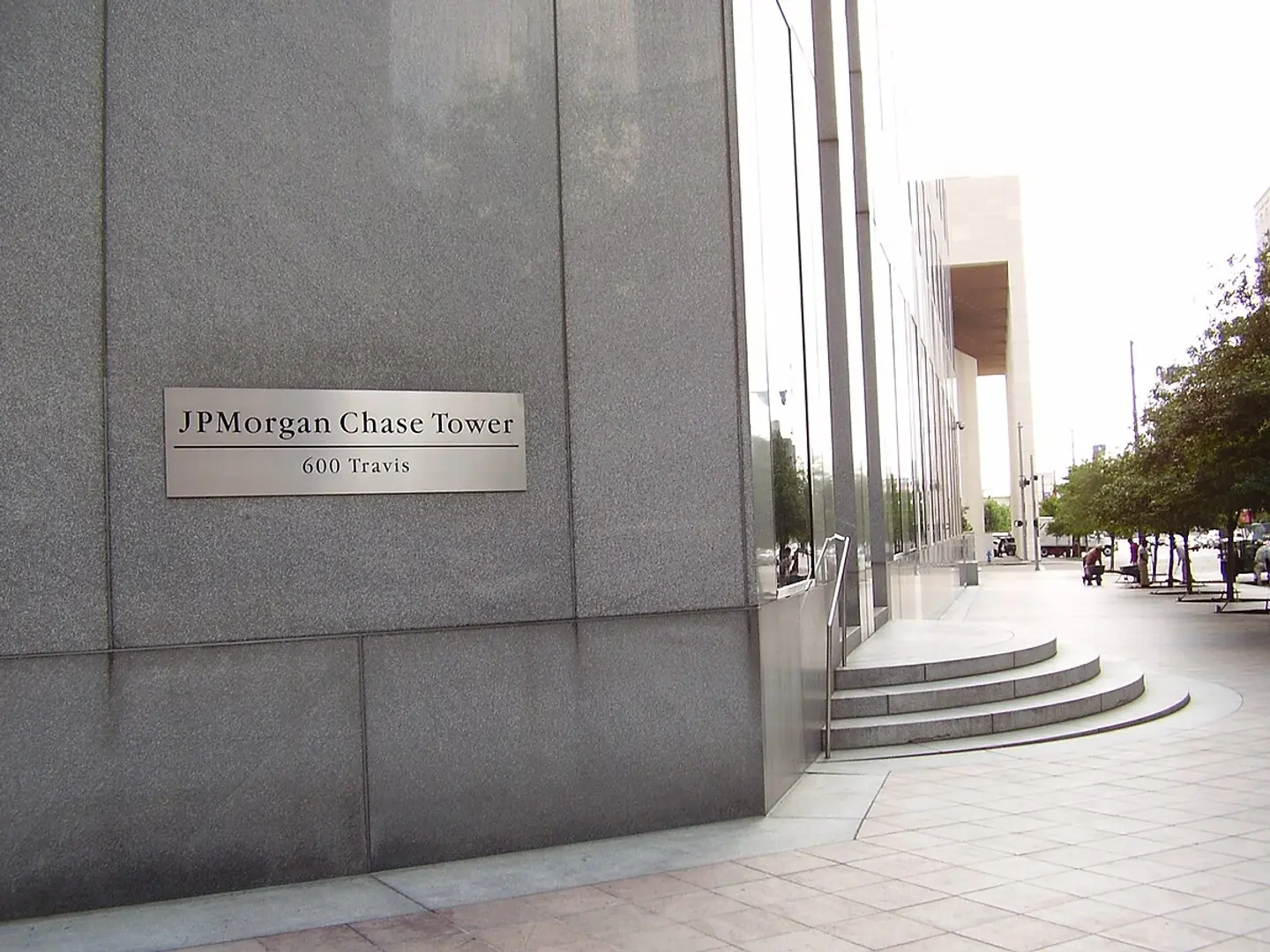 Winklevoss Claims JPMorgan Halted Gemini Onboarding After Data Access Fees Criticism